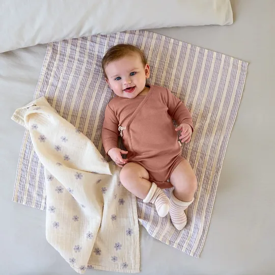 Lässig Swaddle & Burp Tücher - Tiny Team - 3er- Pack - 60 x 60 cm - Pastel Lila