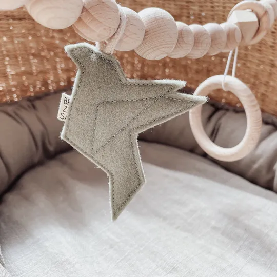 BEZISA Birds Kinderwagenkette Pistache Green