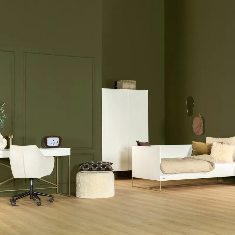 Kidsmill Intense II Kinderzimmer Weiß / Messing patiniert | Schlafsofa 90 x 200 cm + Schreibtisch