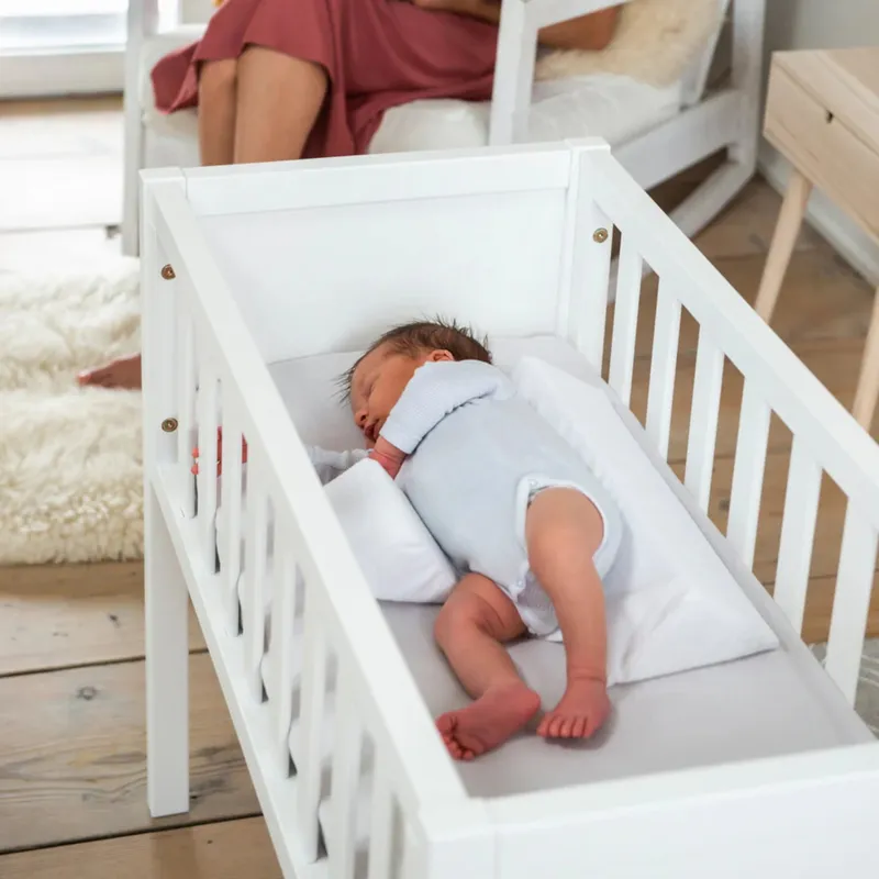 Doomoo Seitenschläferkissen - Baby Sleep - Weiß