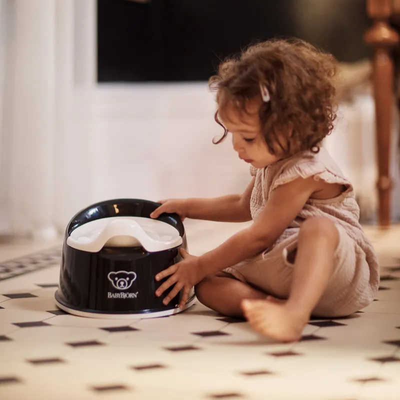 BabyBjörn Cleveres Töpfchen Schwarz / Weiß
