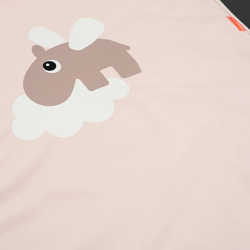 Done by Deer Happy Clouds Schürze