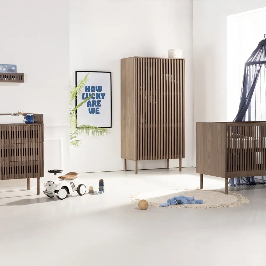 Kidsmill Dai Babyzimmer Walnuss