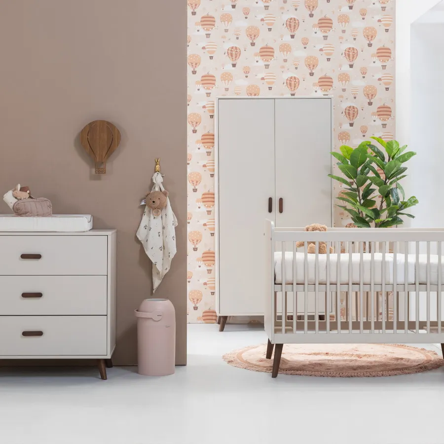 Europe Baby Olivia II Babyzimmer Oatmeal / Walnoot - Retro